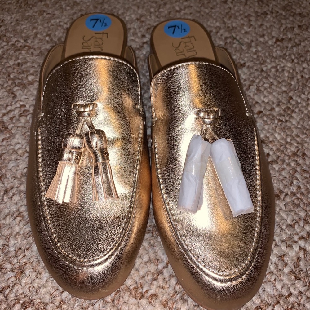 GOLD FRANCO SARTO MULES NWOT